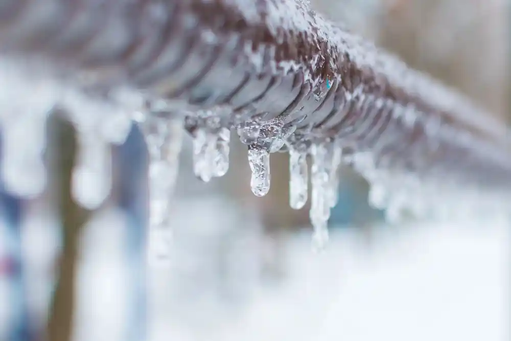 Frozen Pipe Repair in Simpsonville, SC: What to Do When Temperatures Drop